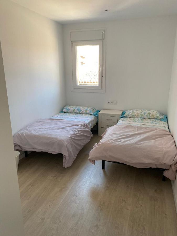 Apartamento En El Centro Igualada Bagian luar foto